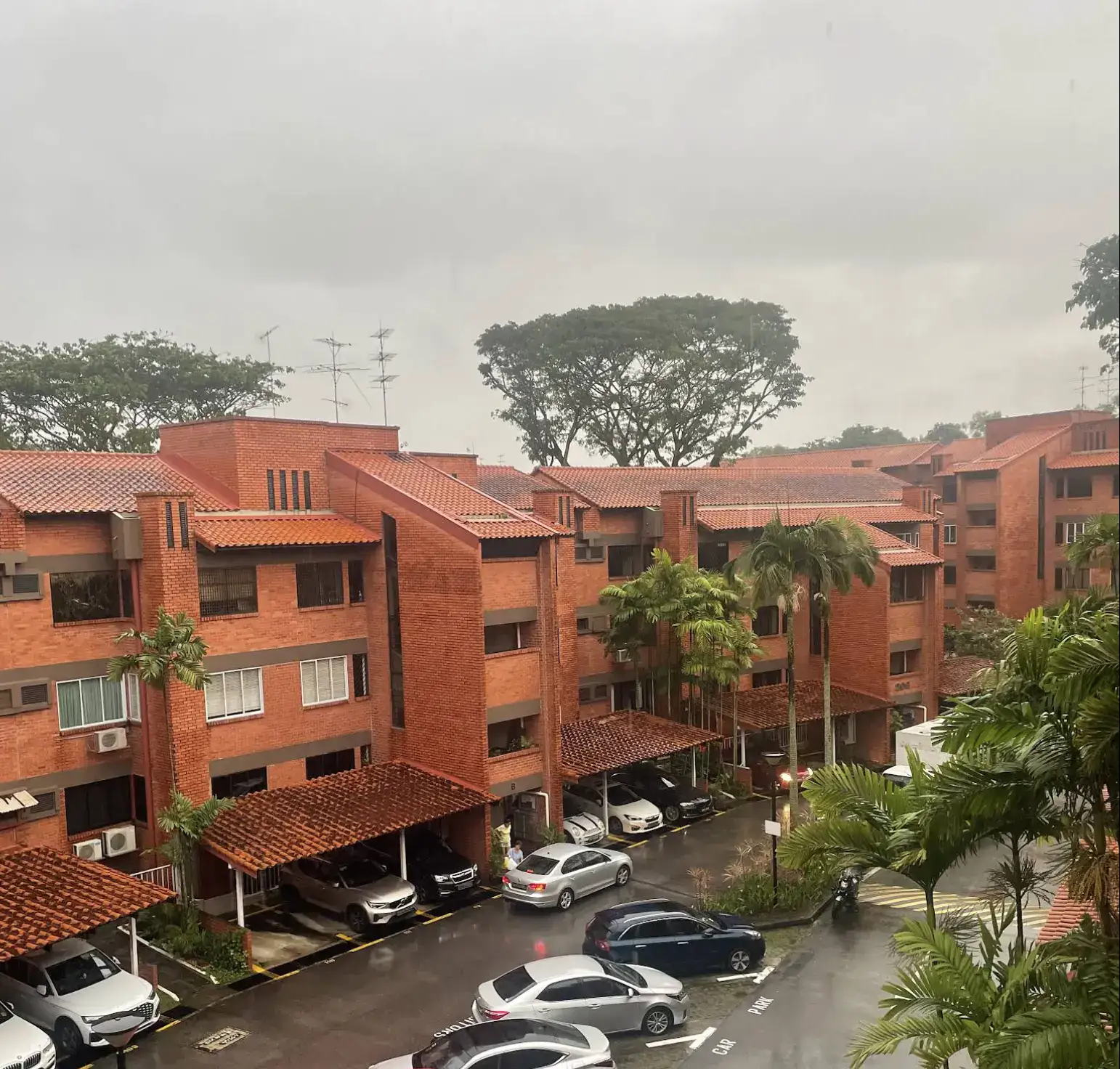Loyang Valley Enbloc Loyang Valley Collective Sale Ends Without Bids, But Interest Remains